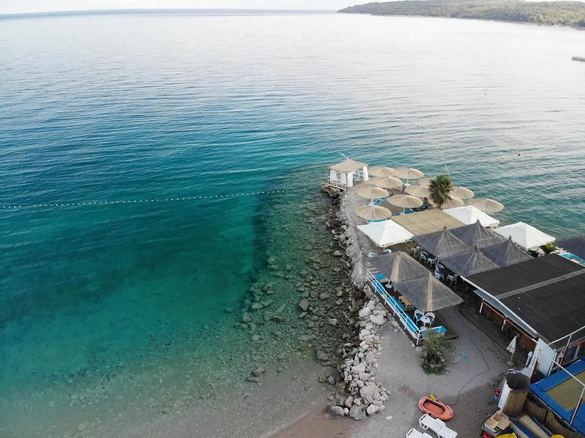 Apartments And Rooms With Parking Space Njivice, Krk - 17010 3*, Njivice Croazia